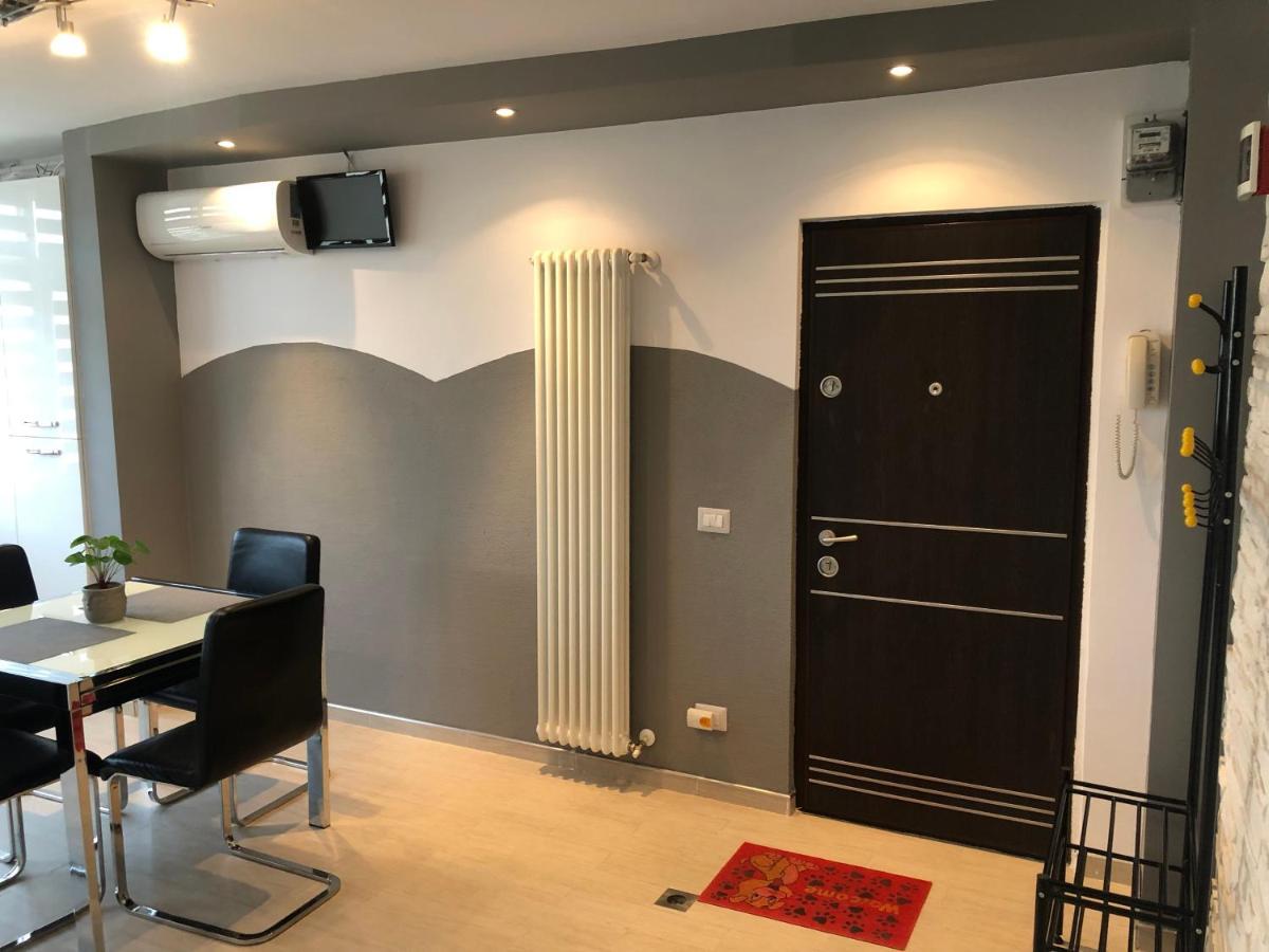 Denis Apartament 투르다 외부 사진